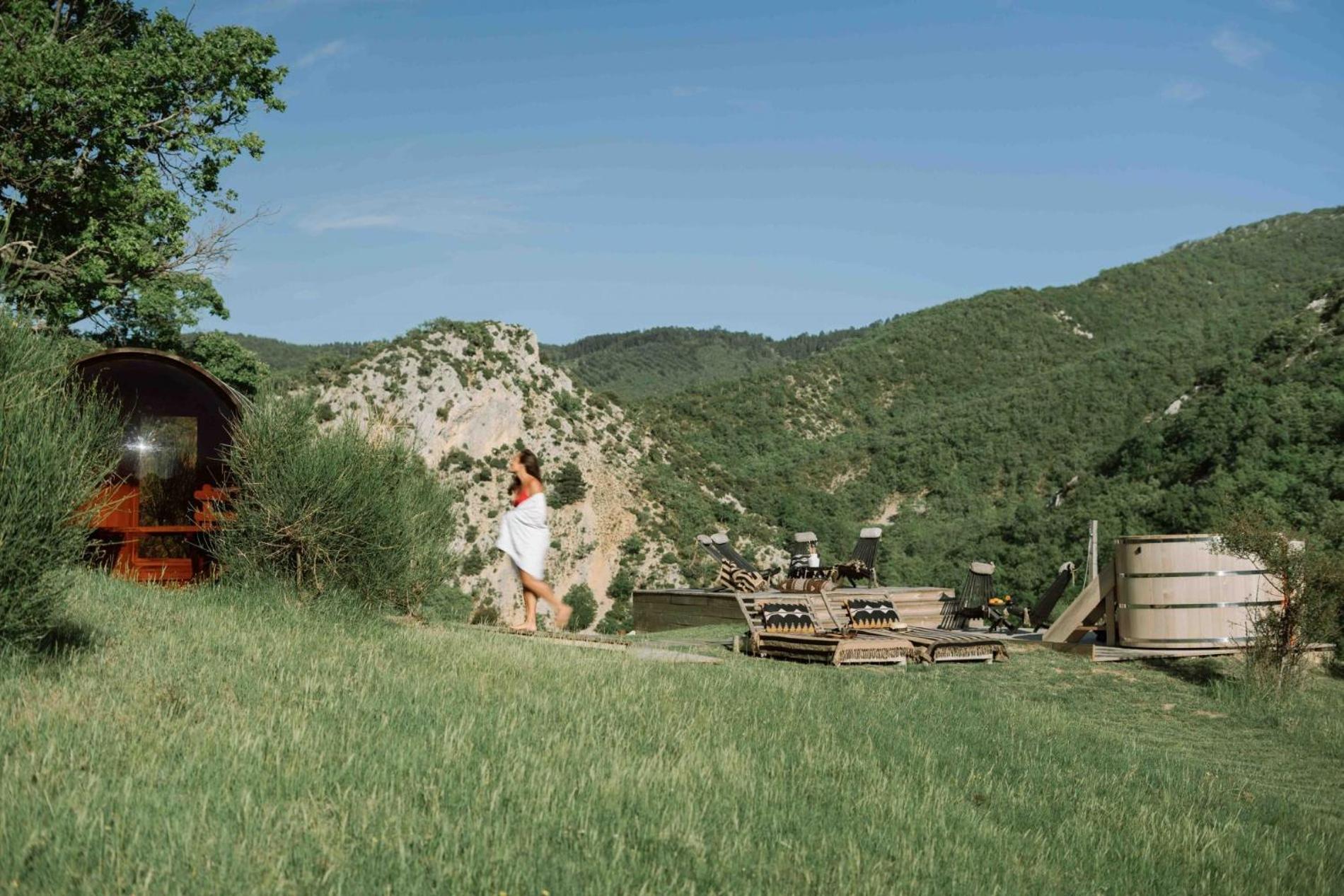 Sivergues Le Domaine Du Castellas מראה חיצוני תמונה